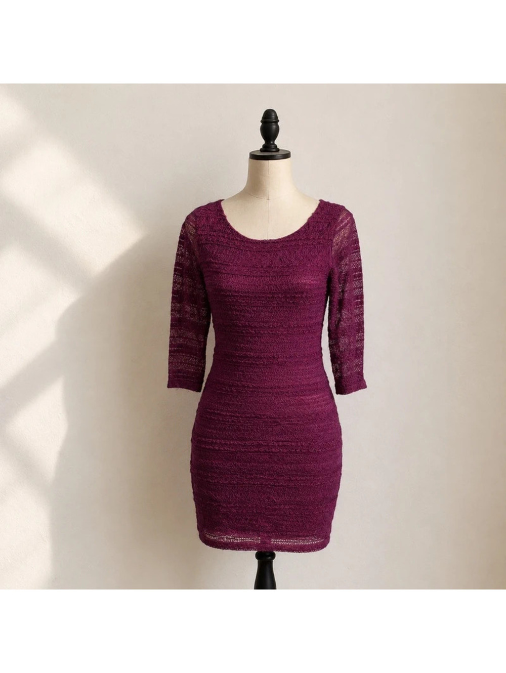 Forever 21 Burgundy Lace Bodycon Dress Size S Long Sleeve Fitted Mini